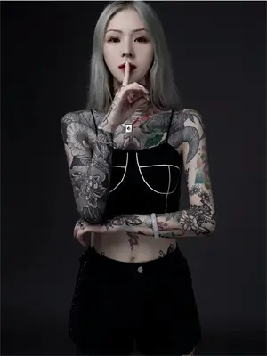 摆烂的穿越动漫